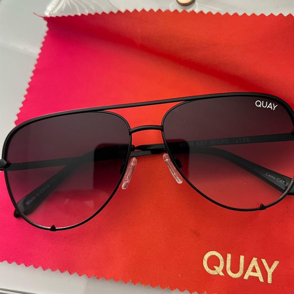 Quay Australia Black Aviator Sunglasses